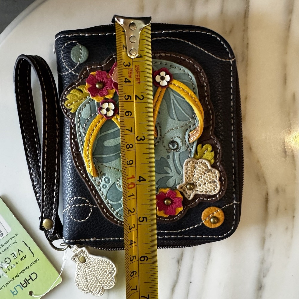 Chala Flip Flop Zip Around Wallet Wristlet NWT Summer Vibe 5"W x 6"H x 1"D NWT - Picture 11 of 11